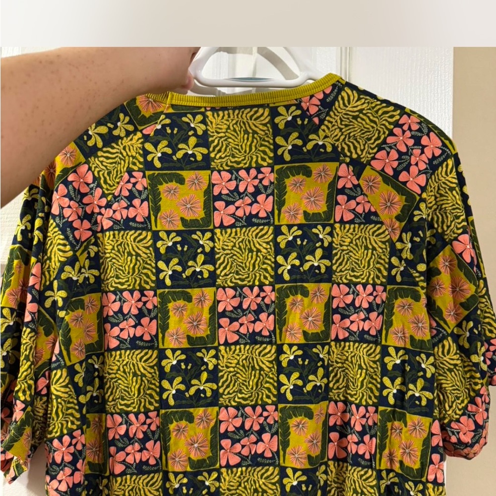 Colorful Crop Top - Black, Pink & Yellow - Picture 4 of 5